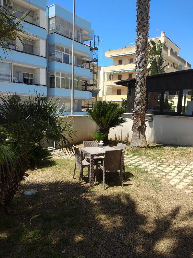 Gallipoli Beach Экстерьер фото